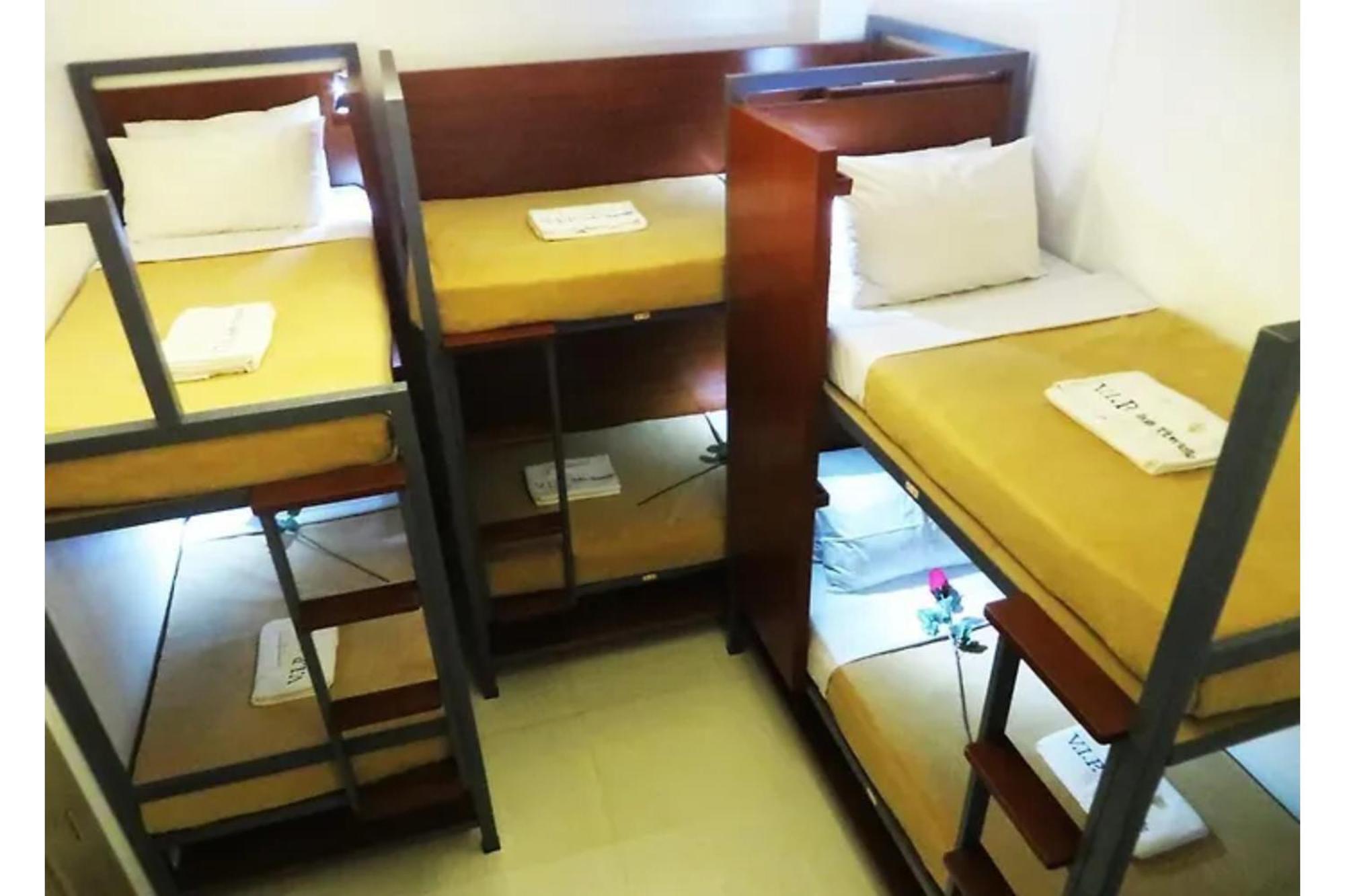 Townhouse Oak Makati Manila Near Pnr Pasay Evangelista Formerly Vip Suites Makati City Exterior foto